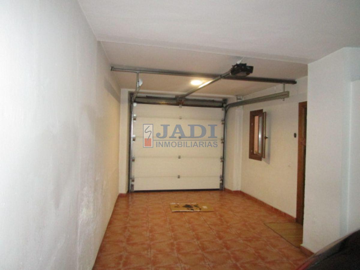 For sale of house in Valdepeñas