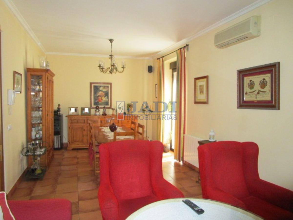 For sale of house in Valdepeñas