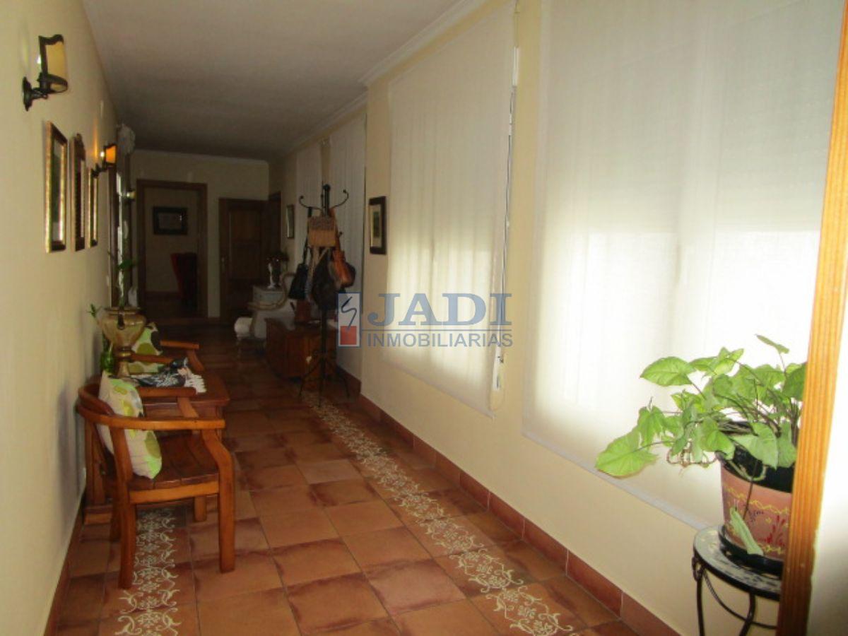 Venta de casa en Valdepeñas