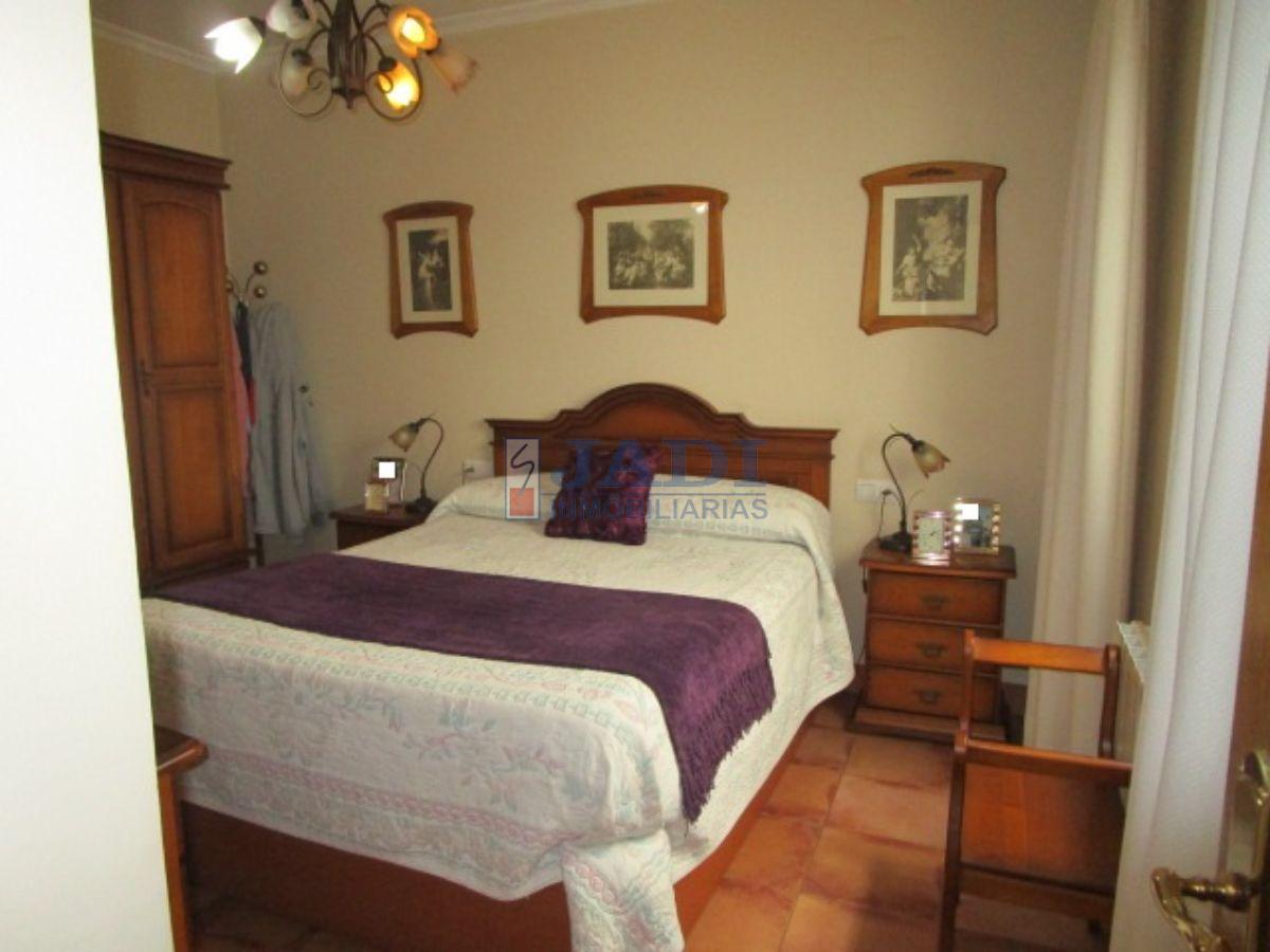 For sale of house in Valdepeñas