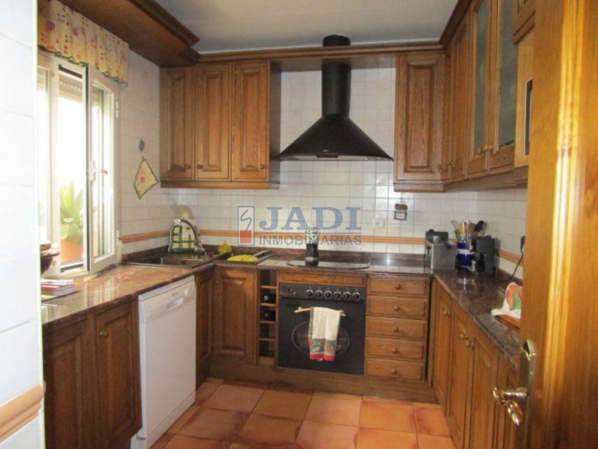 For sale of house in Valdepeñas