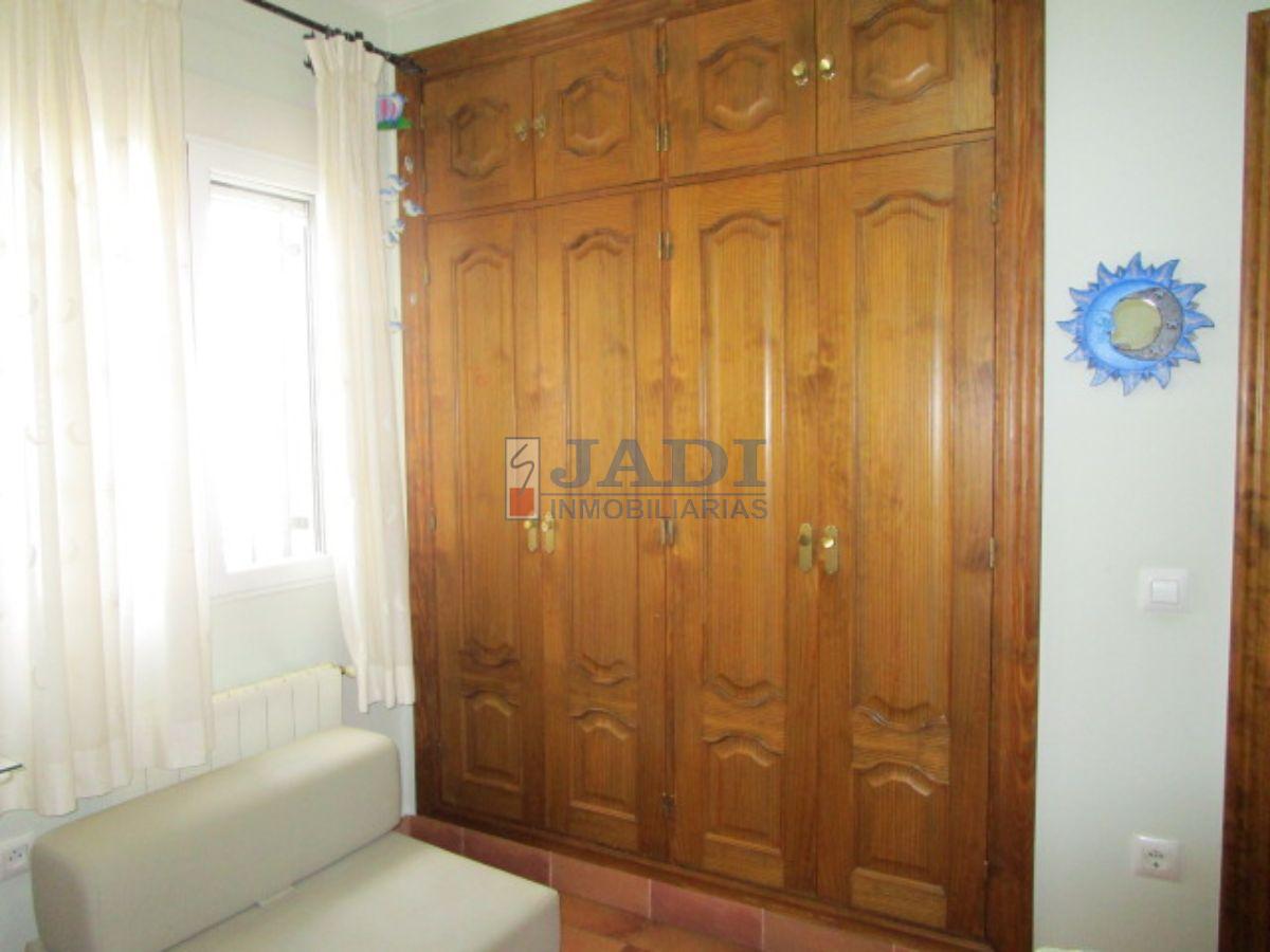 For sale of house in Valdepeñas