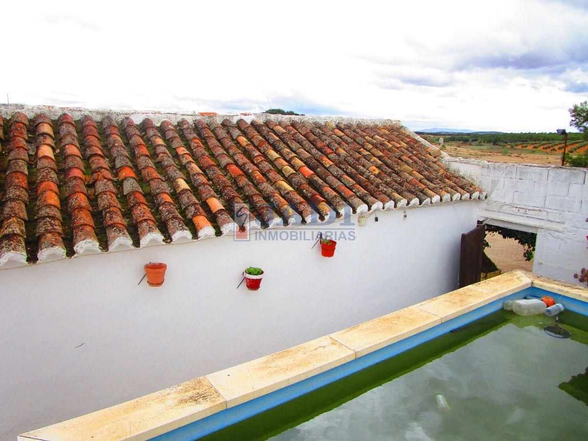 For sale of rural property in Valdepeñas