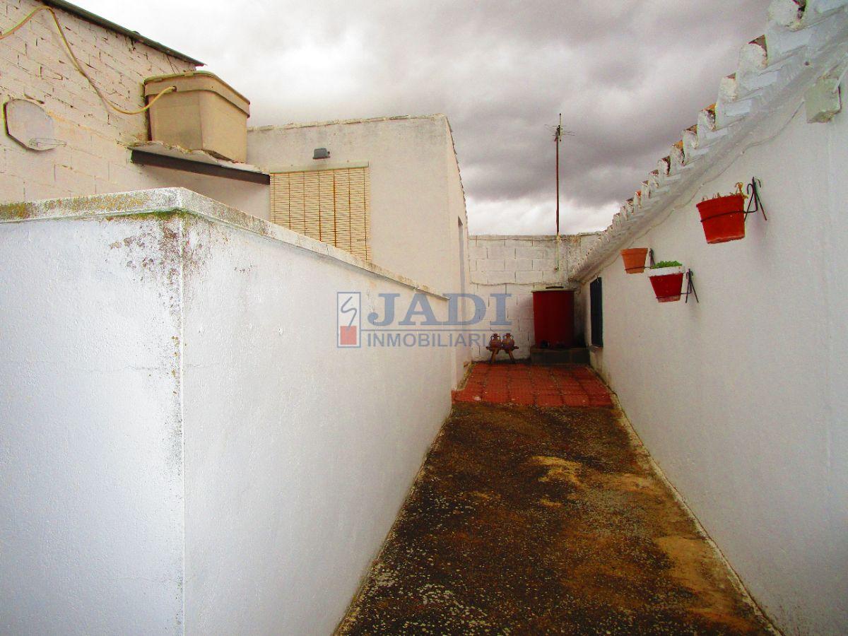 For sale of rural property in Valdepeñas