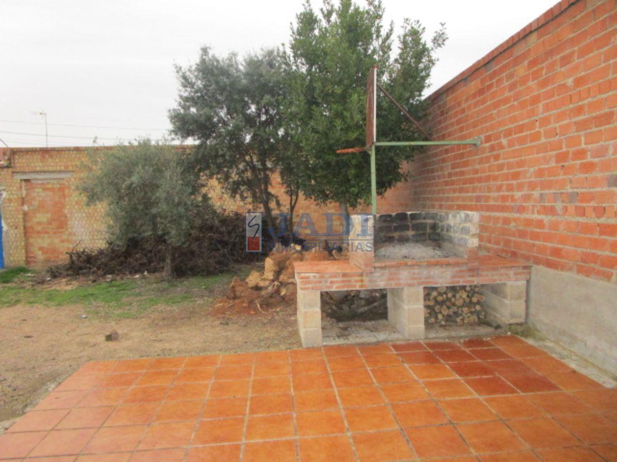 For sale of land in Valdepeñas