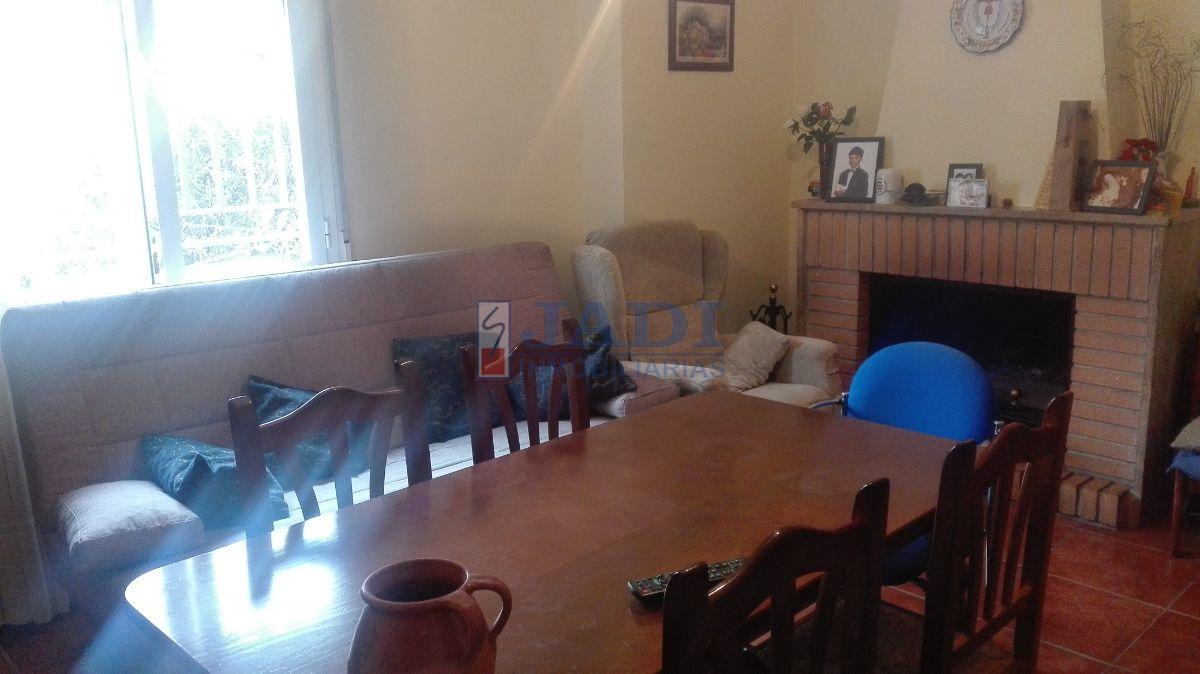 Venta de casa en Valdepeñas