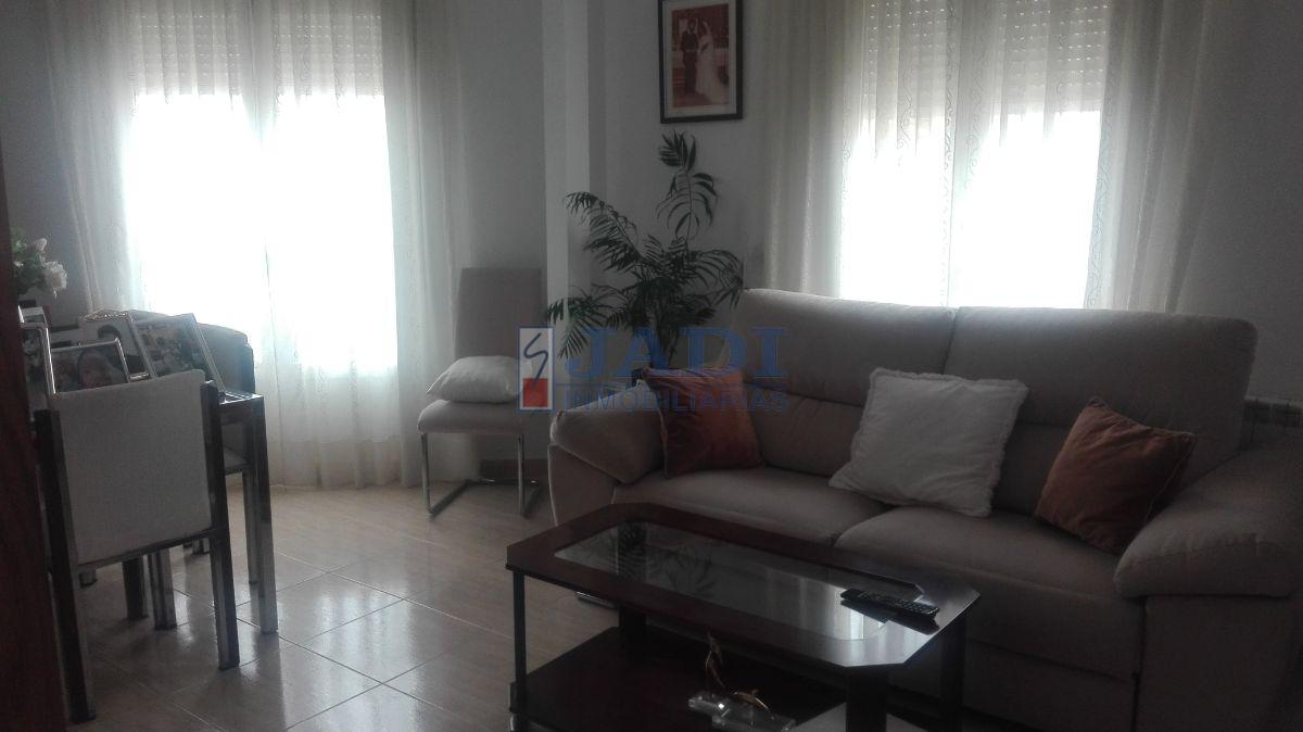 For sale of house in Valdepeñas