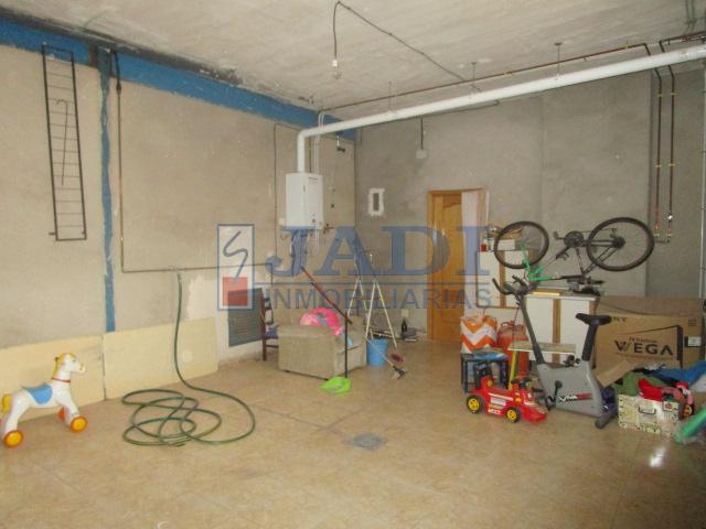 For sale of house in Valdepeñas