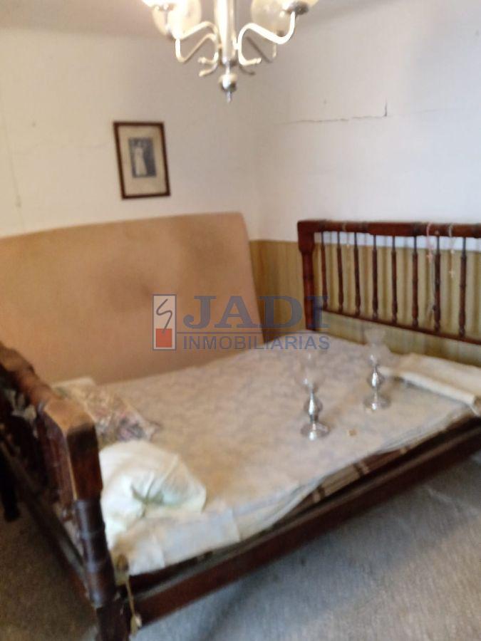 Venta de casa en Valdepeñas