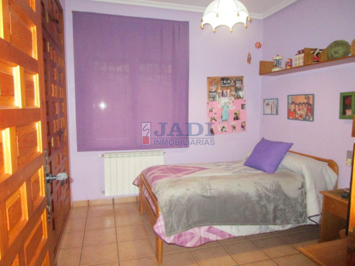 Venta de chalet en Valdepeñas