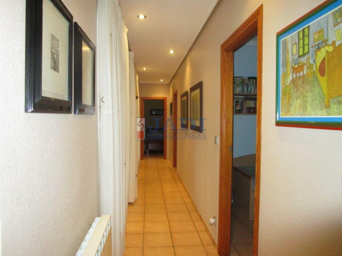 Venta de chalet en Valdepeñas