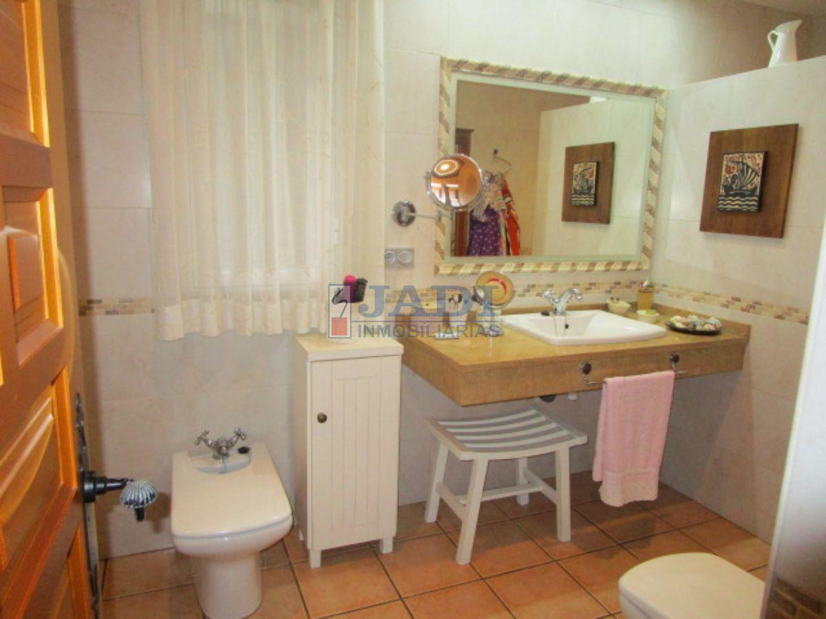 Venta de chalet en Valdepeñas