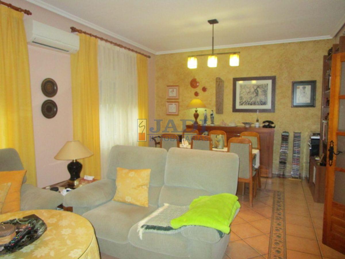 Venta de chalet en Valdepeñas