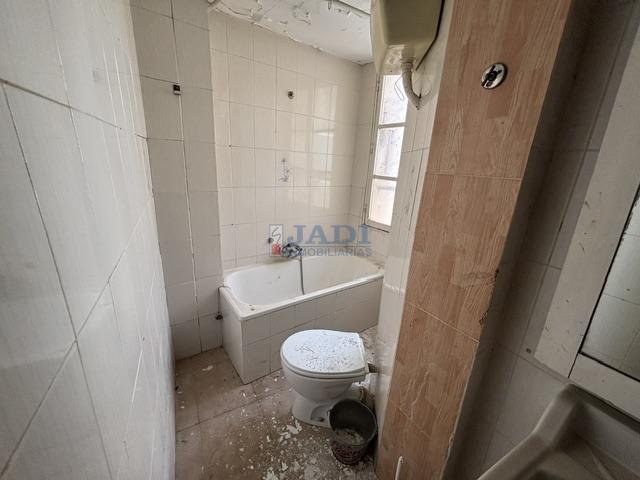 Venta de casa en Valdepeñas