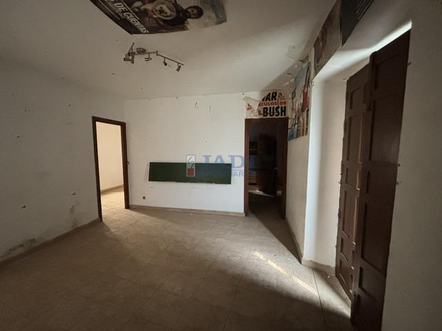 Venta de casa en Valdepeñas