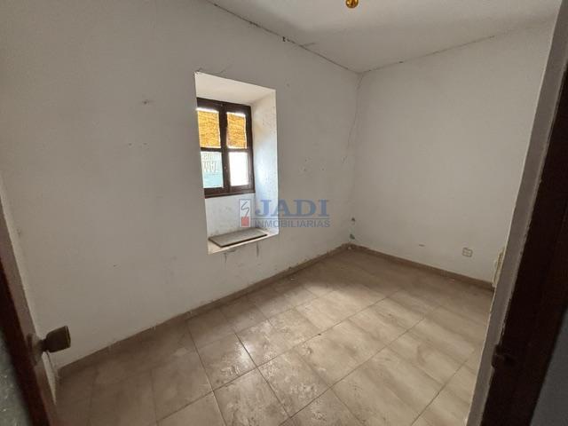 Venta de casa en Valdepeñas