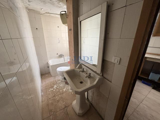 Venta de casa en Valdepeñas
