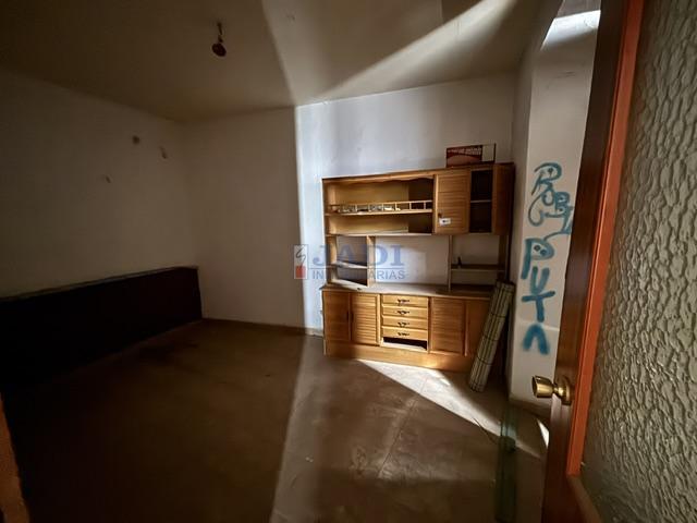 Venta de casa en Valdepeñas