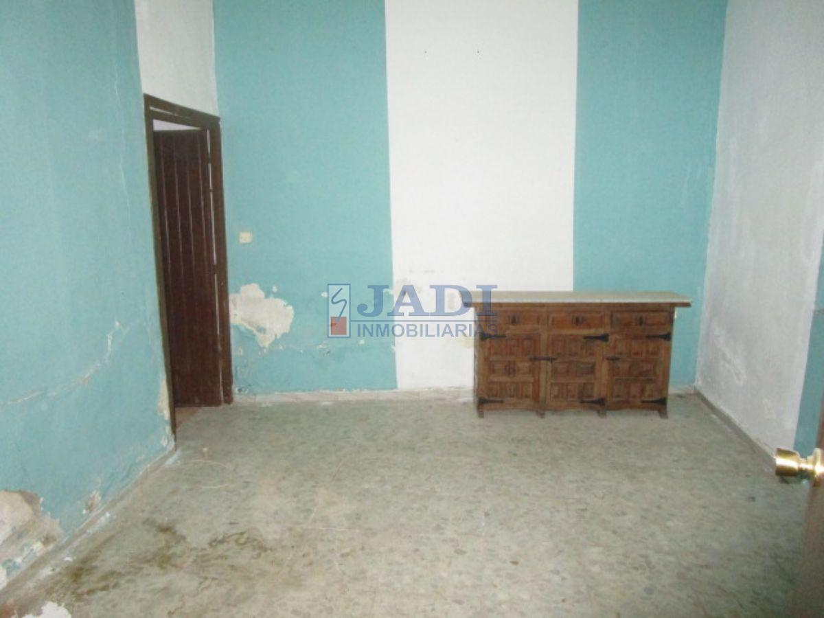 Venta de casa en Valdepeñas