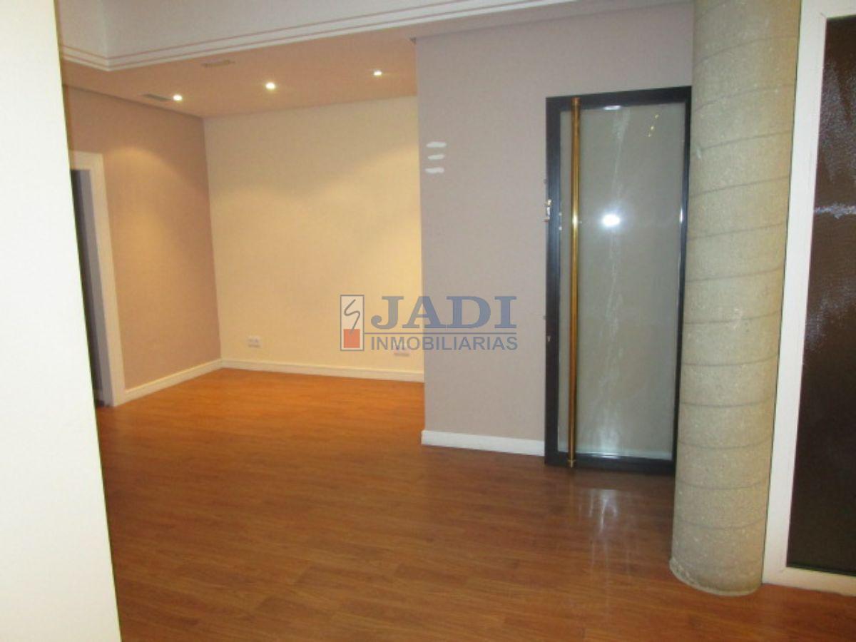 For rent of office in Valdepeñas