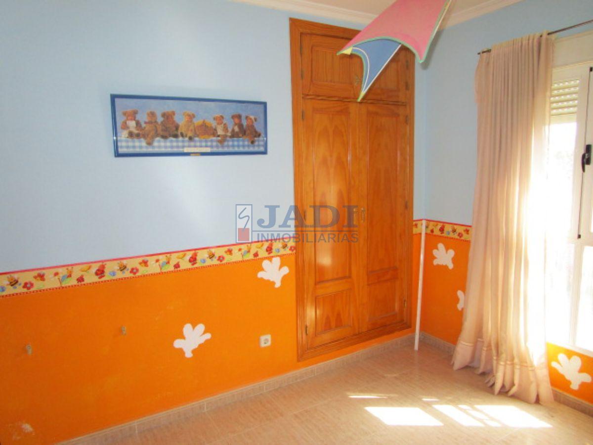 For sale of house in Valdepeñas