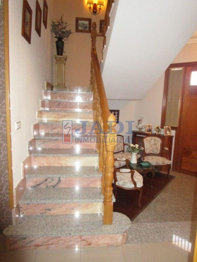 For sale of house in Valdepeñas