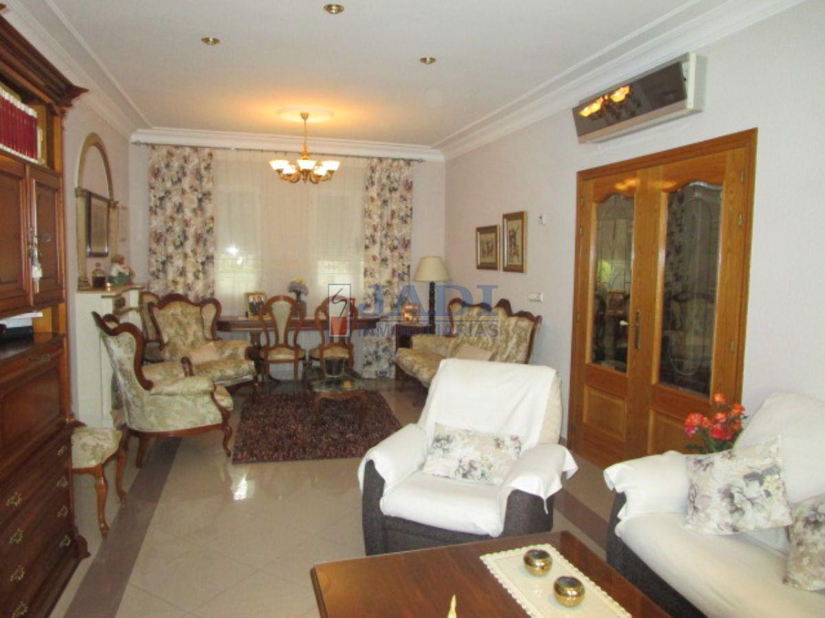 For sale of house in Valdepeñas