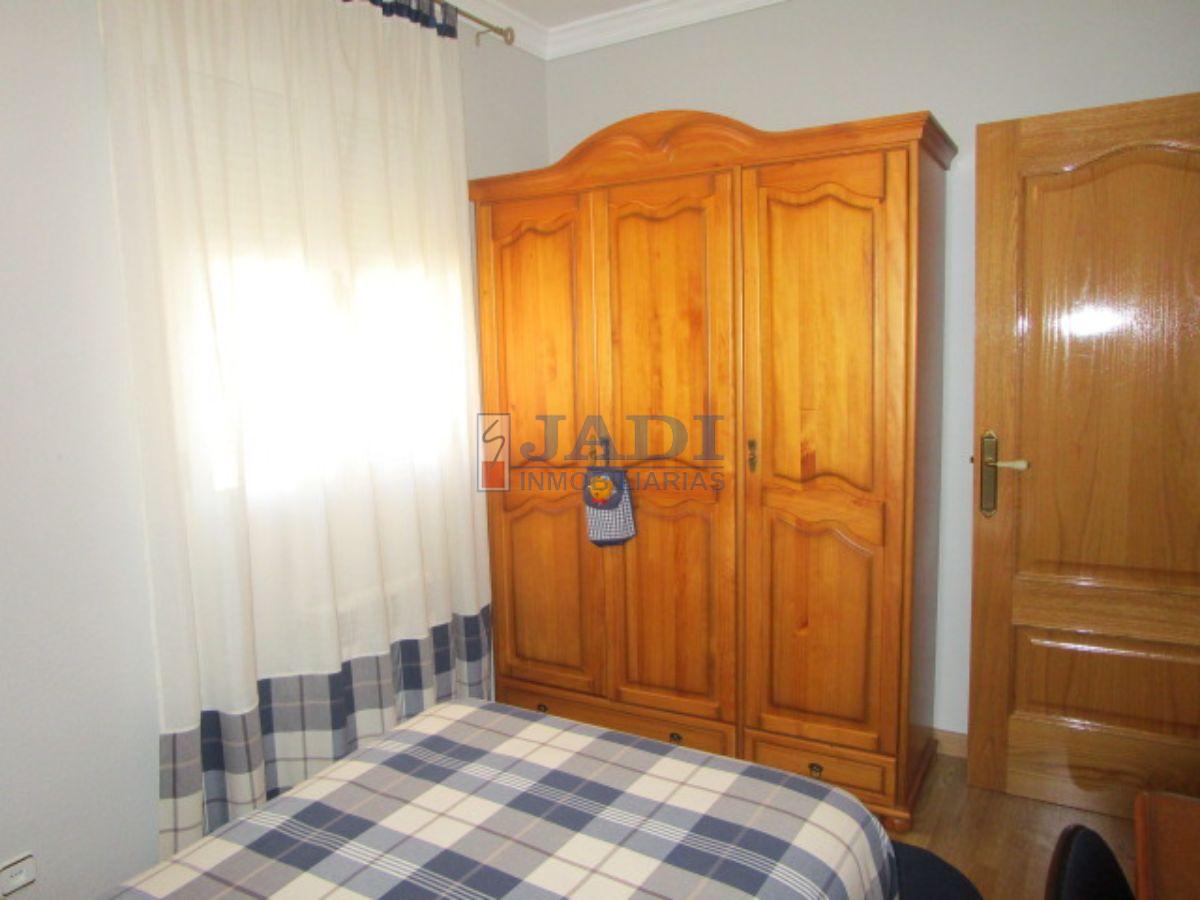 For sale of house in Valdepeñas