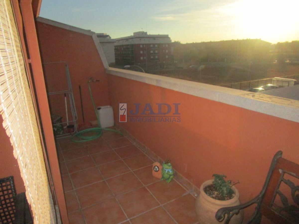 For sale of penthouse in Valdepeñas