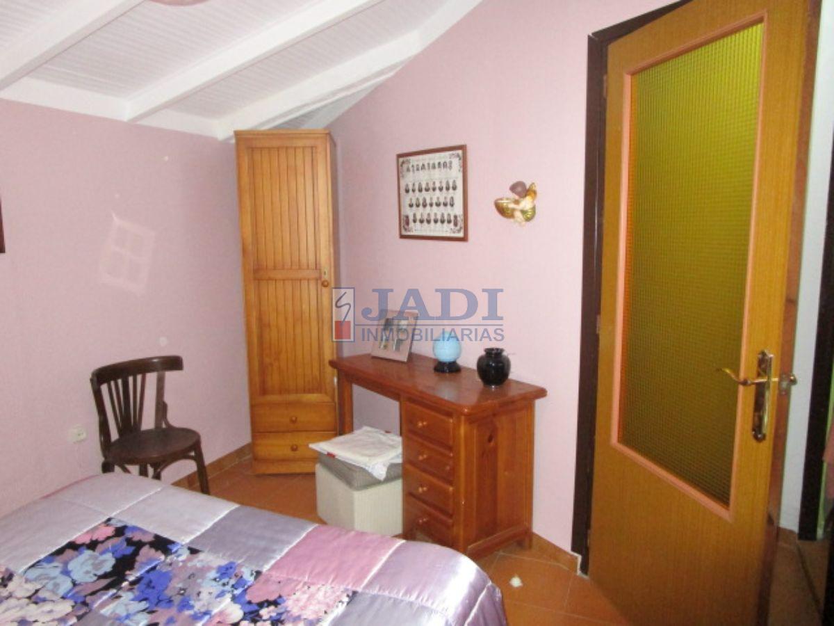 For sale of house in Almuradiel