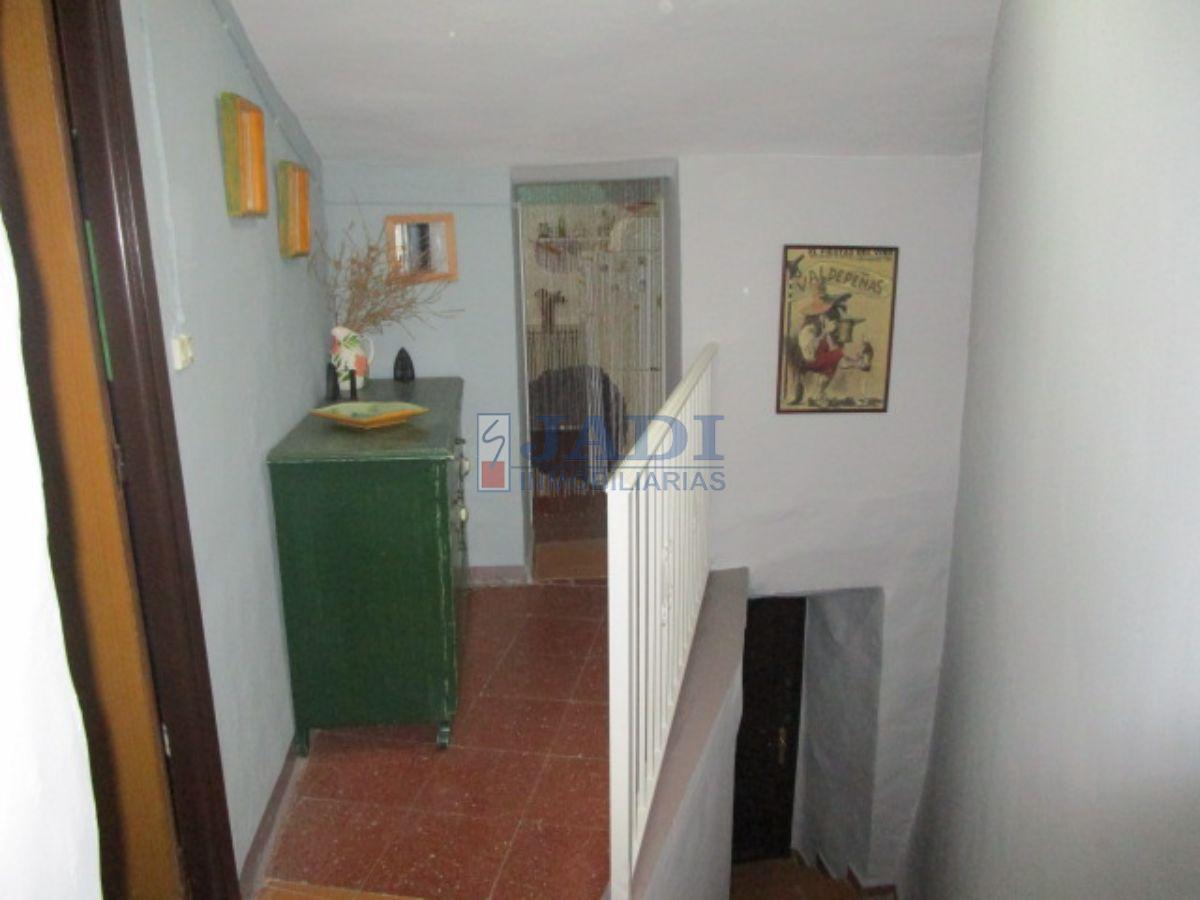 For sale of house in Almuradiel