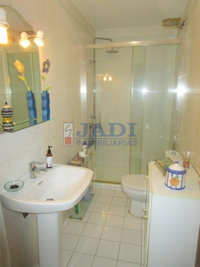 For sale of flat in Valdepeñas