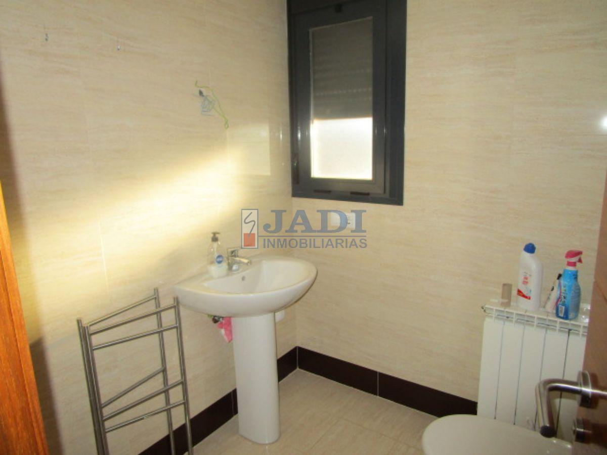 Venta de casa en Valdepeñas