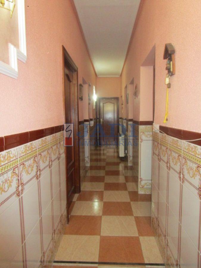 Venta de casa en Valdepeñas