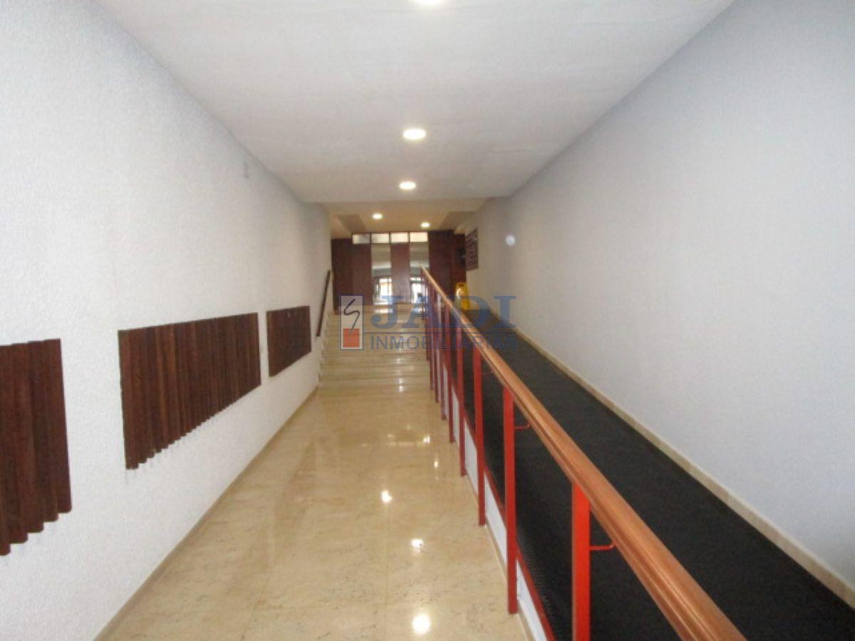For sale of flat in Valdepeñas