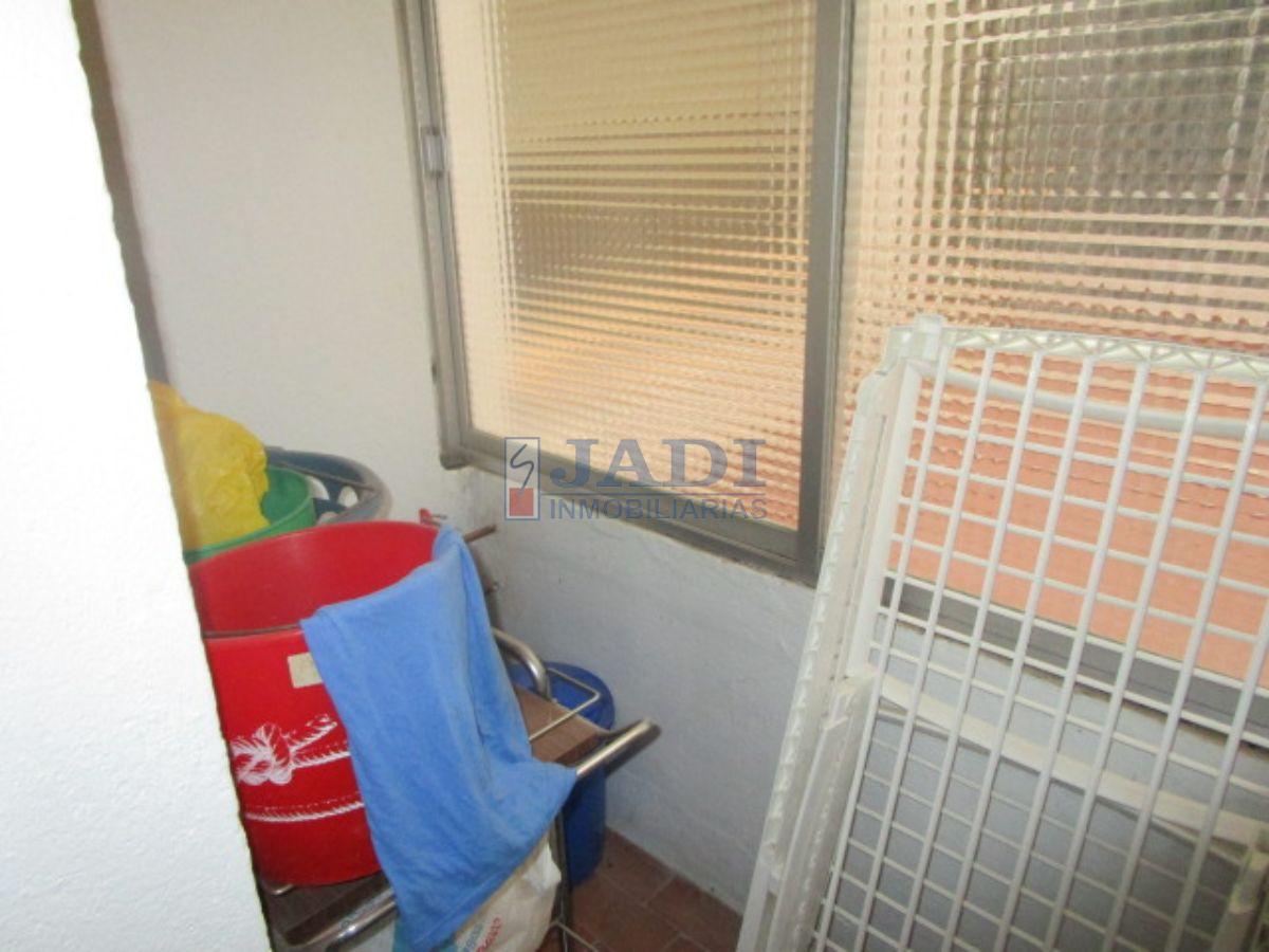 For sale of flat in Valdepeñas