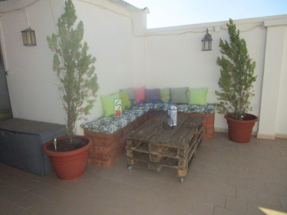 For sale of flat in Valdepeñas