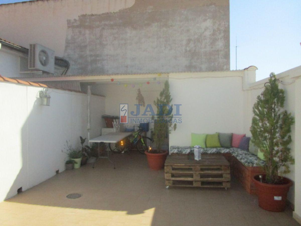 For sale of flat in Valdepeñas