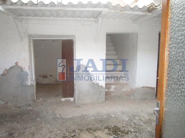 For sale of house in Valdepeñas