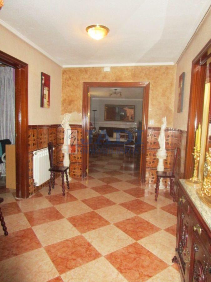 For sale of house in Valdepeñas