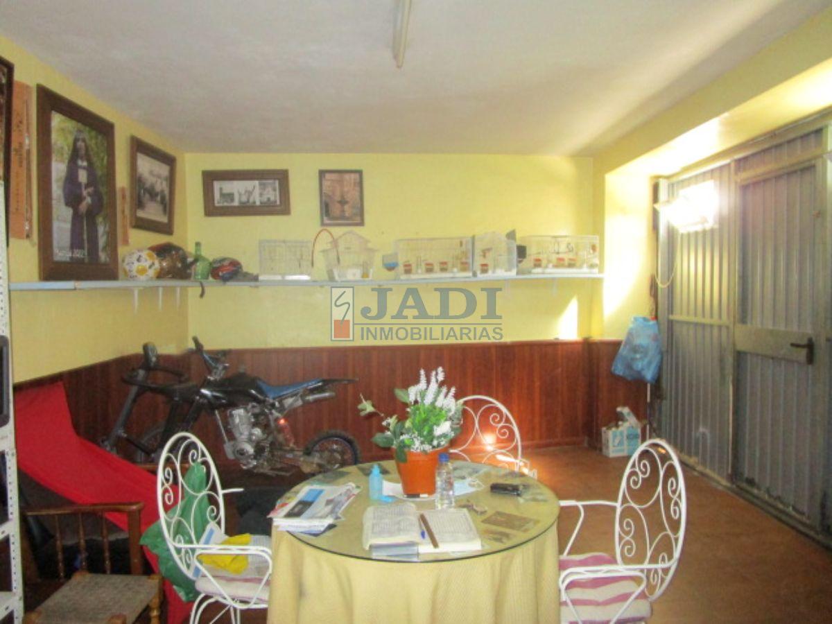 Venta de casa en Valdepeñas