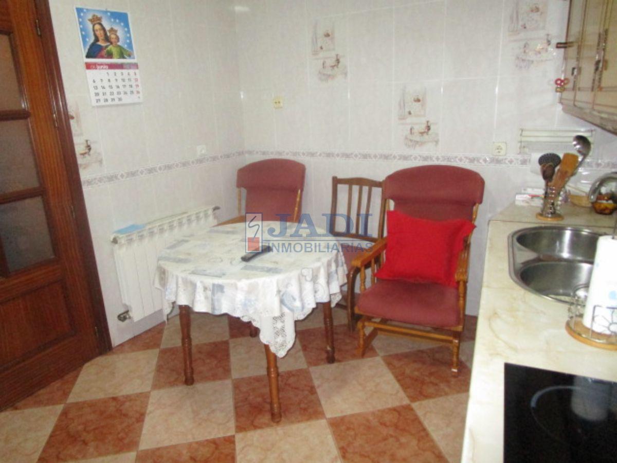 For sale of house in Valdepeñas