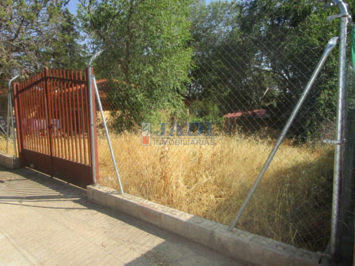 For sale of land in Valdepeñas