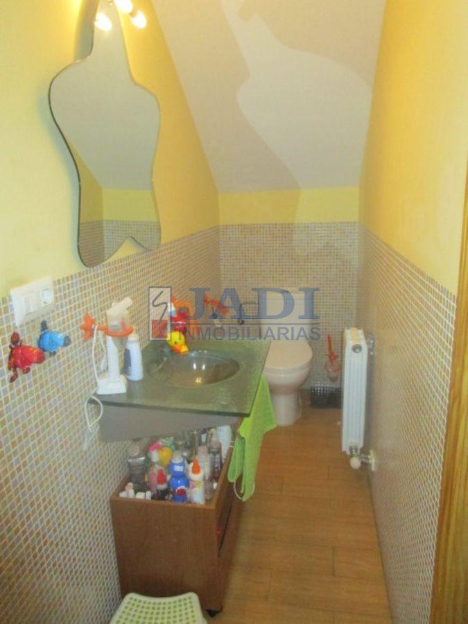 For sale of house in Valdepeñas