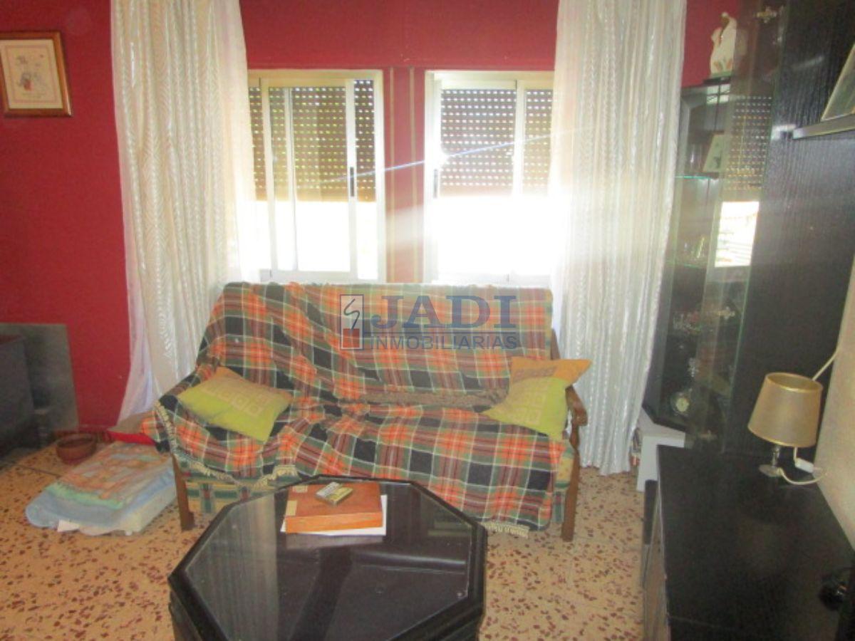 For sale of flat in Valdepeñas