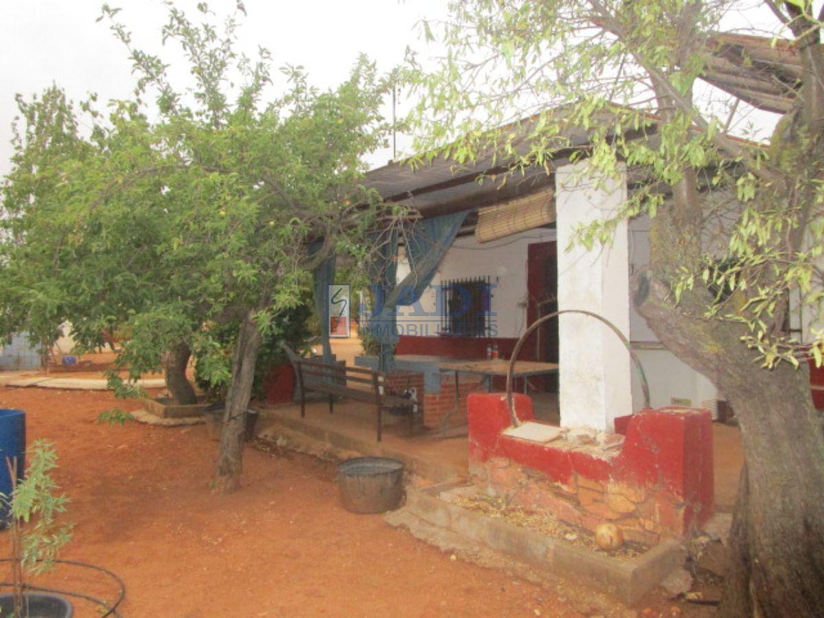 For sale of house in Valdepeñas