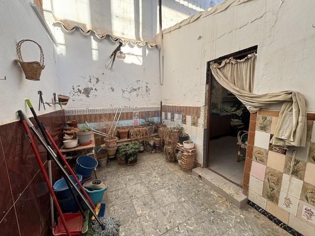 Venta de casa en Valdepeñas