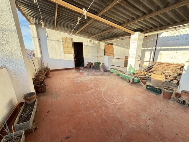 Venta de casa en Valdepeñas