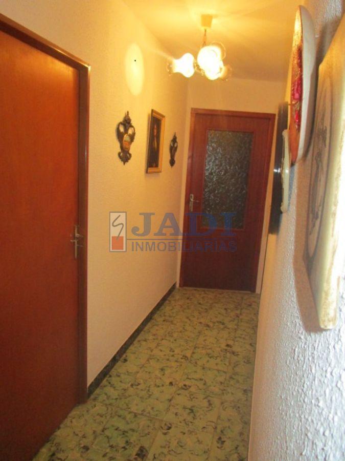 Venta de casa en Valdepeñas