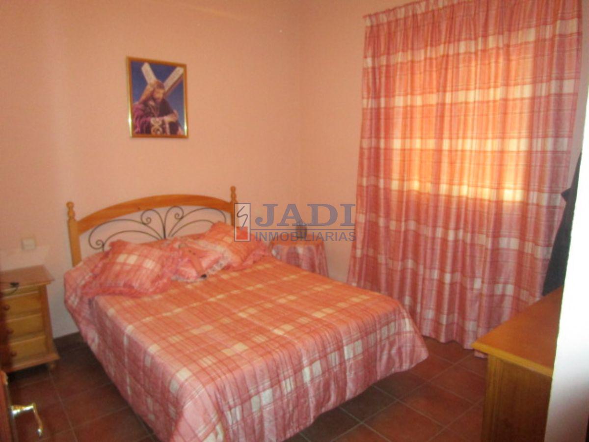 For sale of house in Valdepeñas